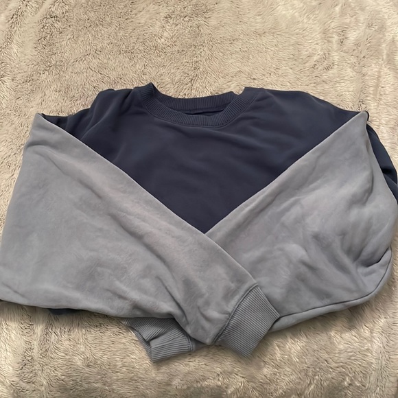 American Eagle Outfitters Tops - American Eagle Oversized Crewneck
